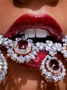 Работа для ДЕВУШЕК ВСЕХ ТИПАЖЕЙ ТОЛЬЯТТИ!