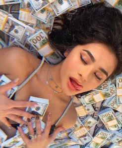 Девочки работа есть!