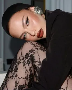 Высокооплачиваемая работа для девушек в Москве и МО