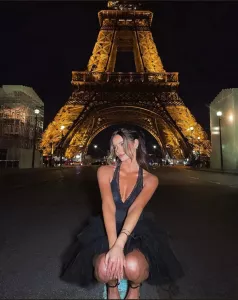 РАБОТА ДЛЯ ДЕВУШЕК В ПАРИЖЕ