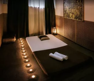 Массажист(ка)